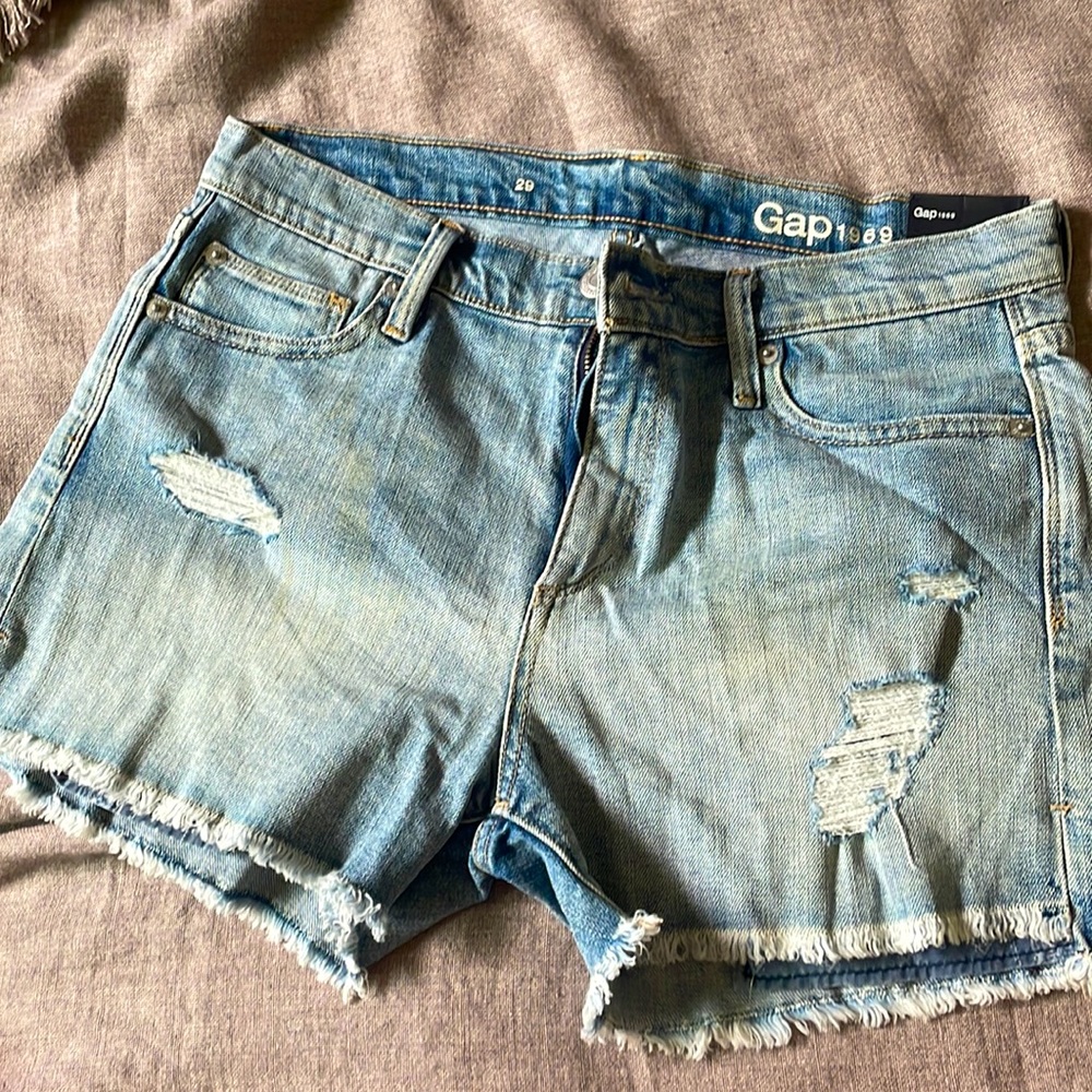 Gap size 29 light denim cutoffs